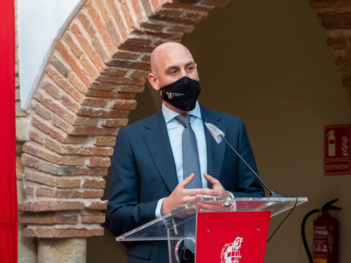 [EL LARGUERO] Luis Rubiales : &laquo;&nbsp;Face à la SuperLeague, les ligues ont deux options : réduire le nombre d&rsquo;équipes ou changer de format&nbsp;&raquo;
